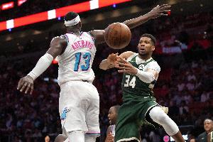 NBA开拓者vs掘金_NBA开拓者vs掘金免费观看_NBA开拓者vs掘金高清无插件直播